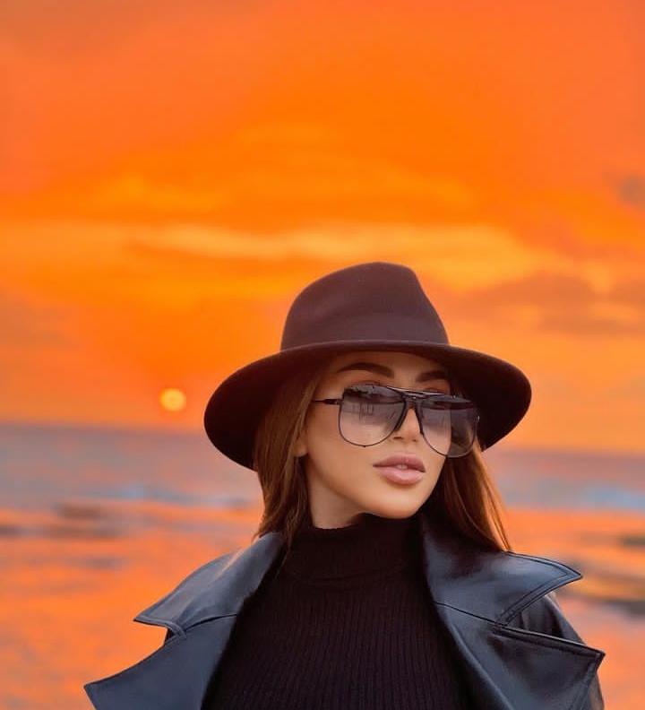 طبيعة ساحرة.. أحدث ظهور لـ سارة سلامه مع غروب الشمس