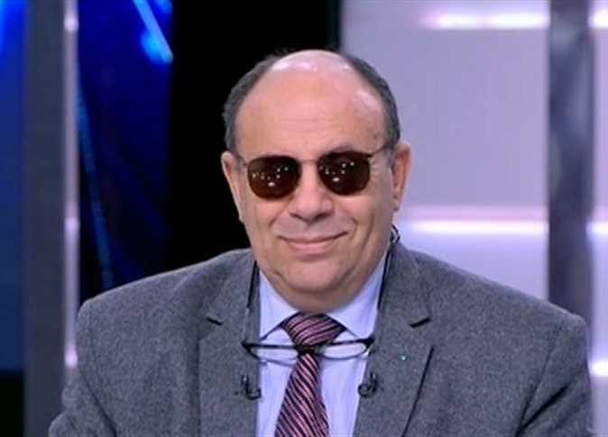 الدكتور مبروك عطية