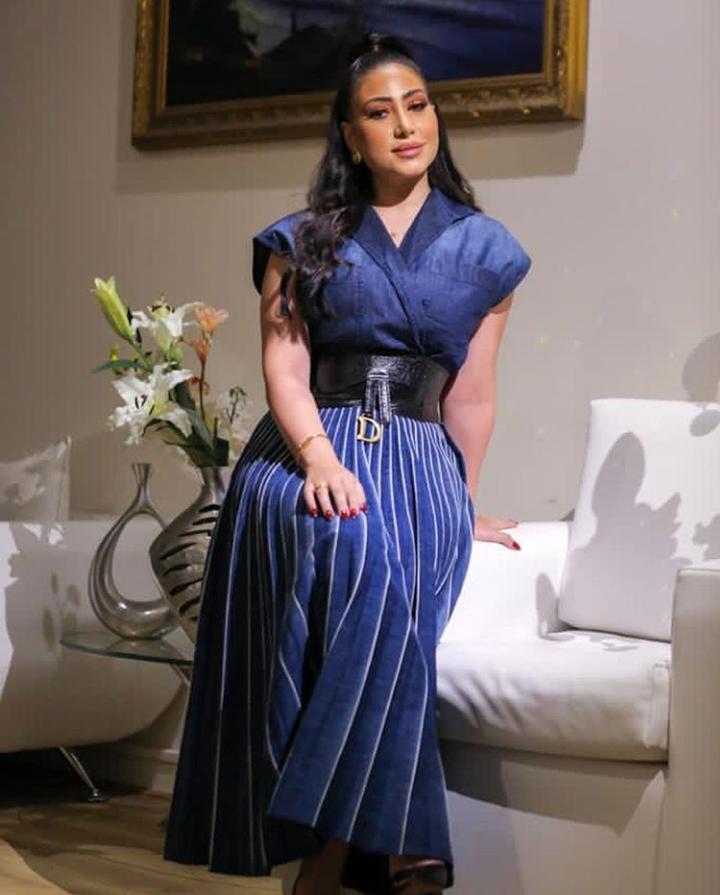 إطلالة أنيقة وظهور رائع للمطربة بوسى عبر انستجرام 