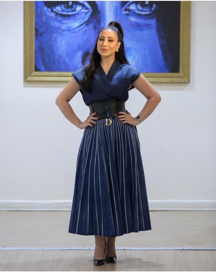 إطلالة أنيقة وظهور رائع للمطربة بوسى عبر انستجرام 