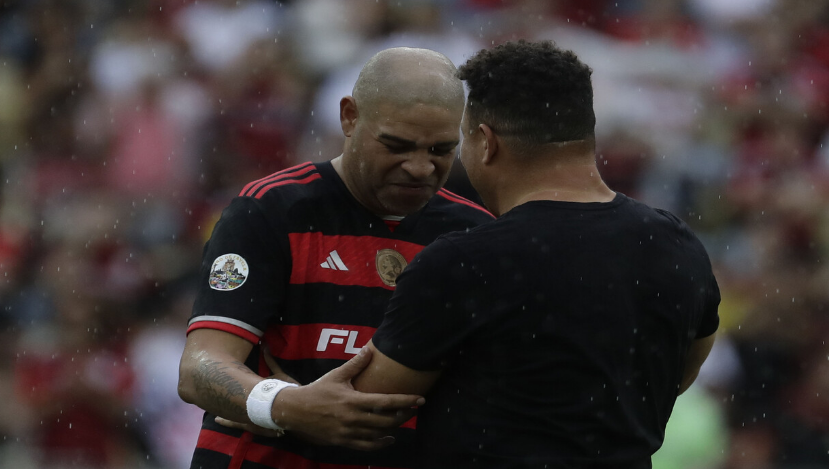 الاسطوره أدريانو ورونالدو