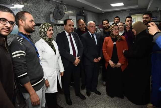 محافظ بورسعيد يدشن الحملة القومية للتطعيم ضد شلل الاطفال