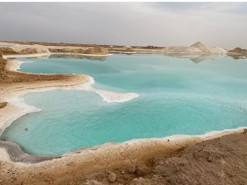 بعد هرم خوفو وشامبليون.. المطربة الأمريكية تابيثا ليبيك تصور كليب جديد في معبد آمون.. صور 