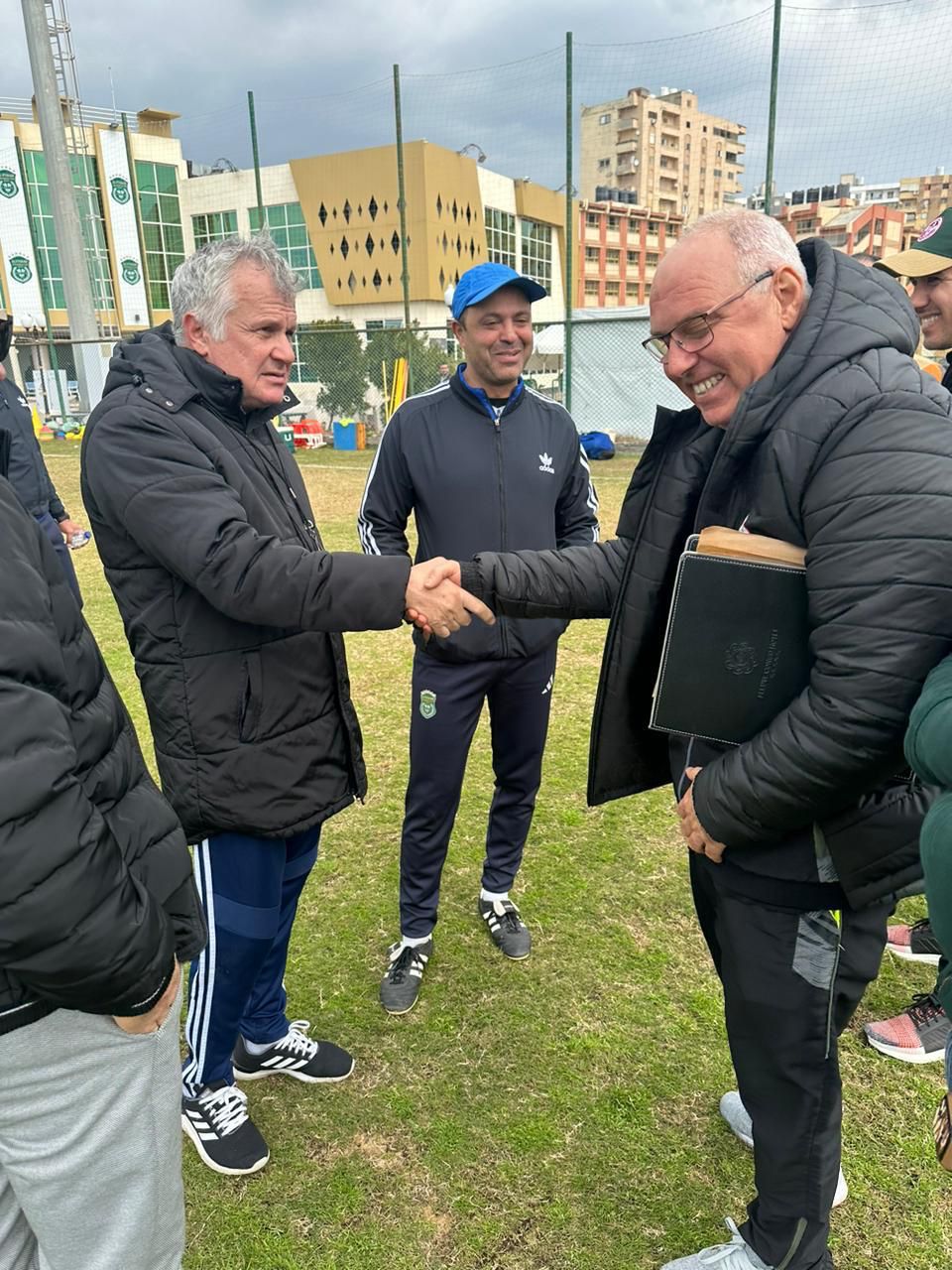رئيس بعثة منتخب تونس يعاين ملعب الاتحاد ويزور استاد الاسكندرية