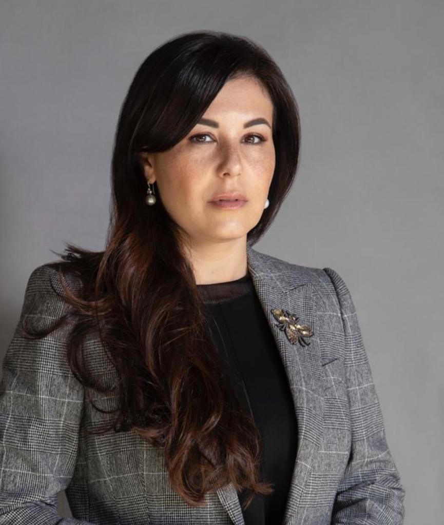 ياسمين محمد فريد خميس رئيس مجموعة النساجون الشرقيون