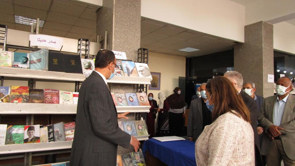 انطلاق فعاليات معرض كتاب جامعة حلوان