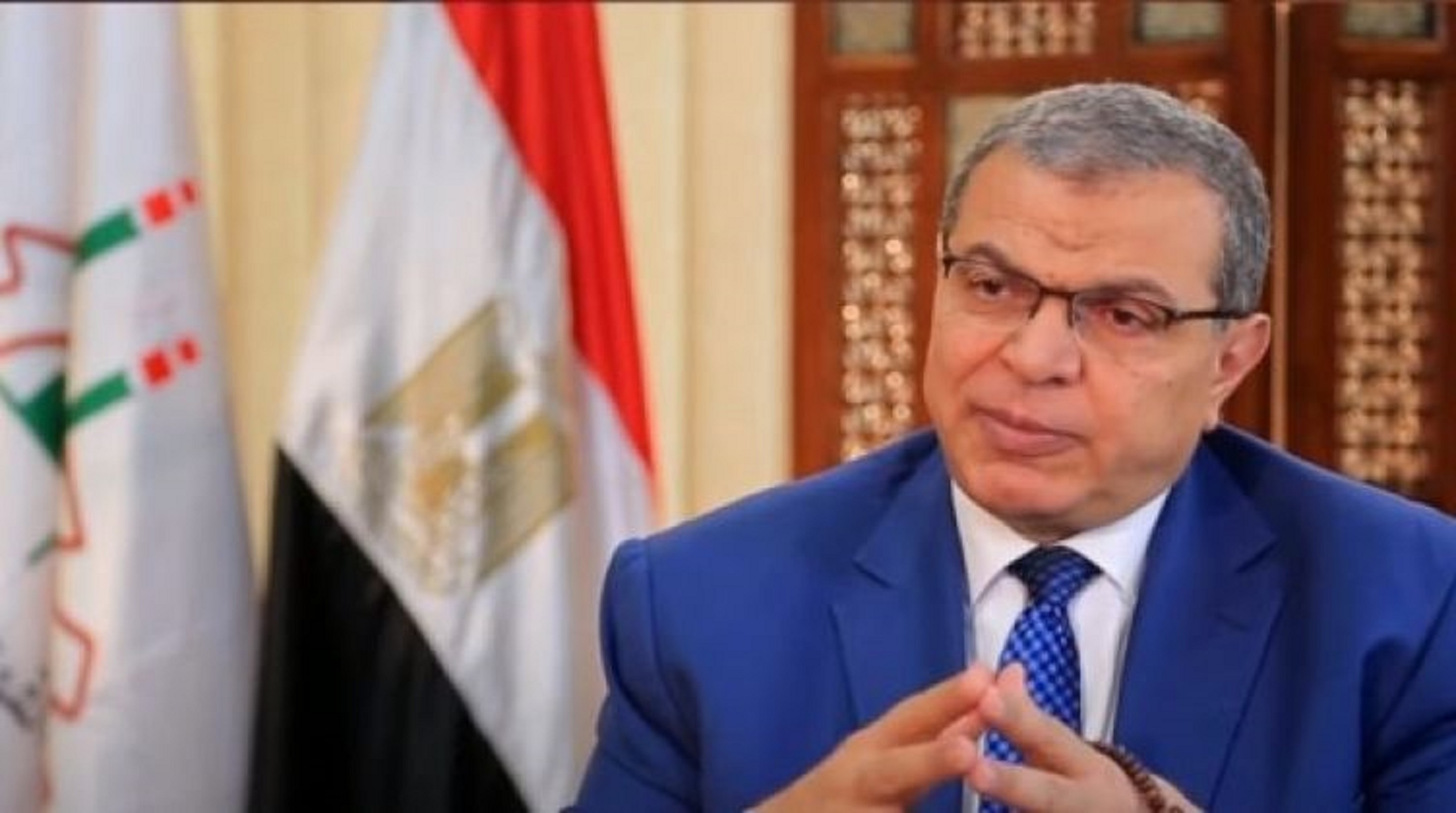 وزير القوي العاملة محمد سعفان