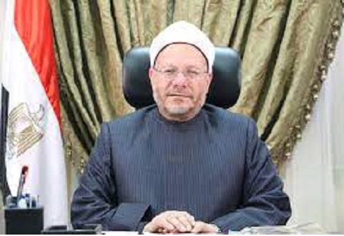 الابنة ليست مسئولة عن إخراج زكاة مال والدتها المتوفاة