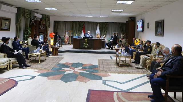 جانب من أجتماع اللواء خالد فودة محافظ جنوب سيناء بالقيادات