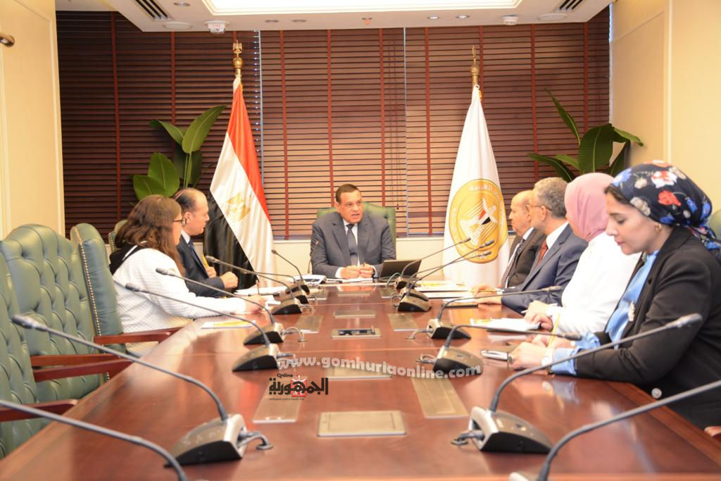 اللواء هشام آمنة: تحفيز القطاع الخاص والمجتمع المدنى للتقدم للمبادرة الوطنية للمشروعات الخضراء الذكية