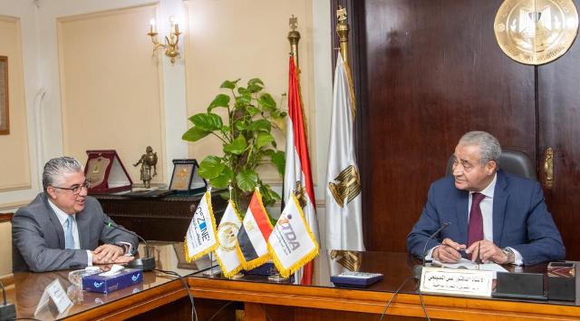 بالتفاصيل.. اقتصادية قناة السويس توقع بروتوكول تعاون مع جهاز تنمي
