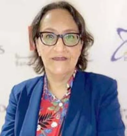 حنان رمسيس خبيرة الاوراق المالية