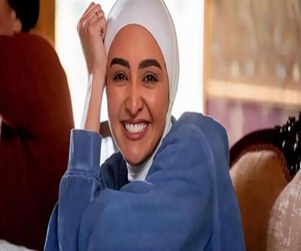 هلا رشدي 