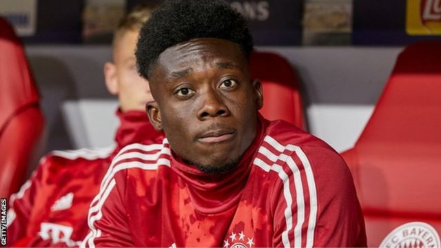 ألفونسو ديفيز لاعب بايرن ميونخ