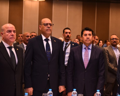 وزيرا العمل والشباب والرياضة 