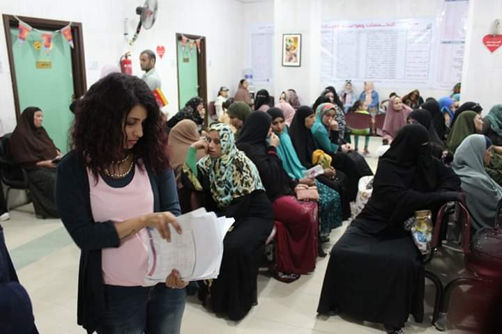مواطنون الفيوم يتوافدون على مركز الاورام في حملة 