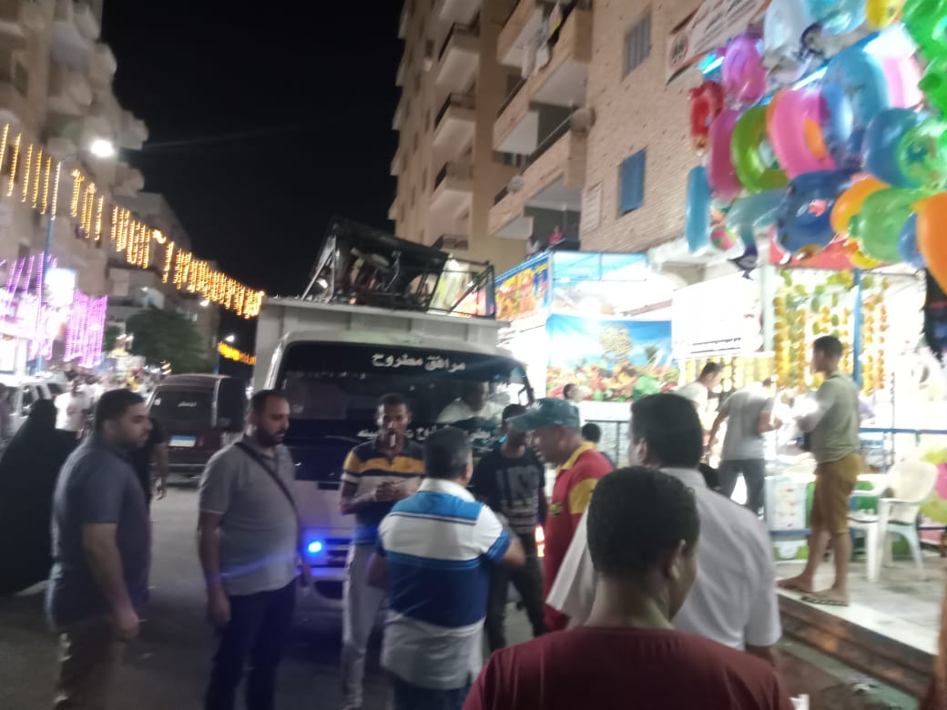 حملة  لرفع وازالة الاشغالات والتعديات بشارع العوام بمطروح