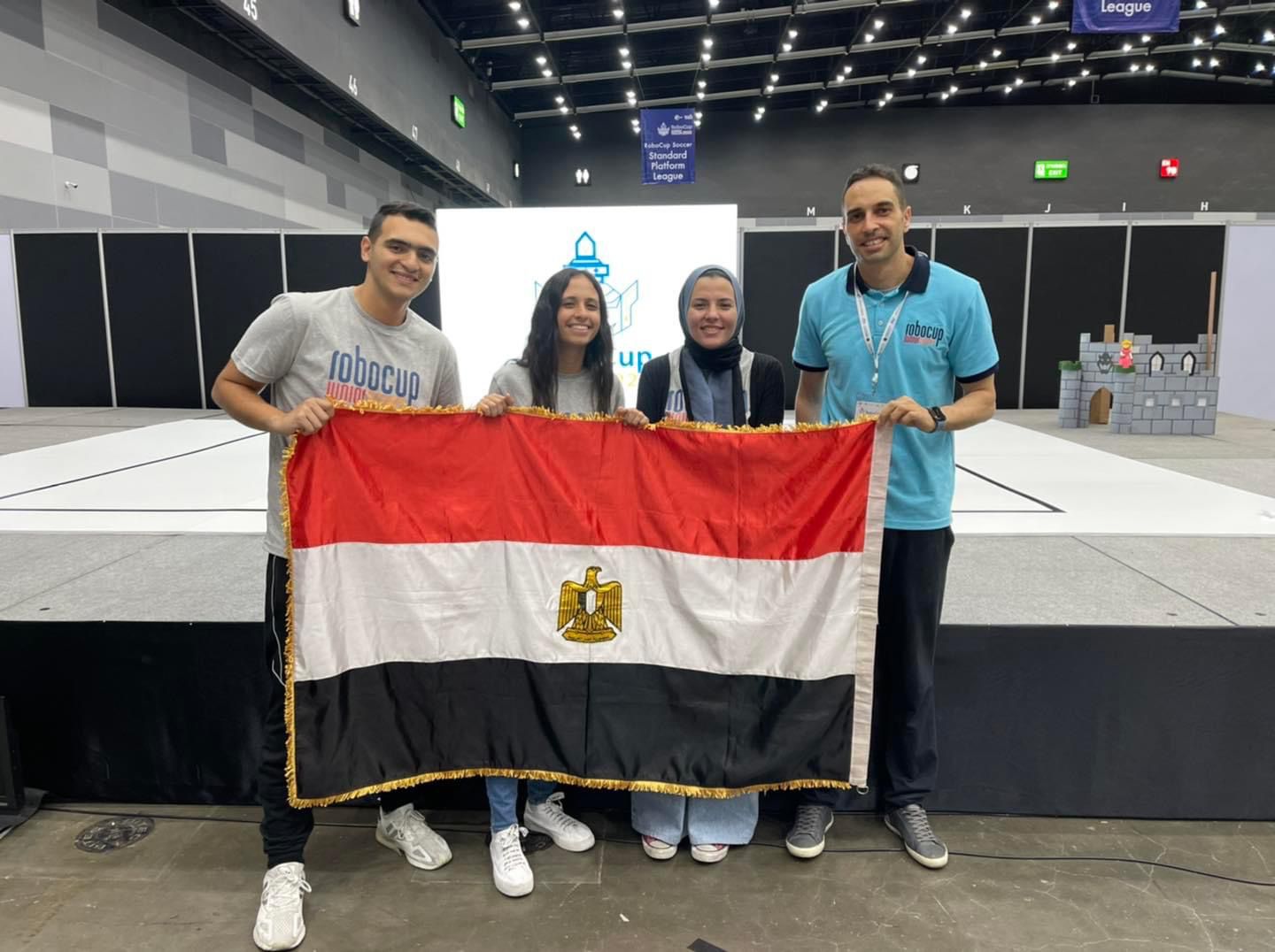 كلية الهندسة والتكنولوجيا بالأكاديمية تحصل علي المركز الاول عالميًا  في مسابقة RoboCup @Home education و جائزة افضل فيديو
