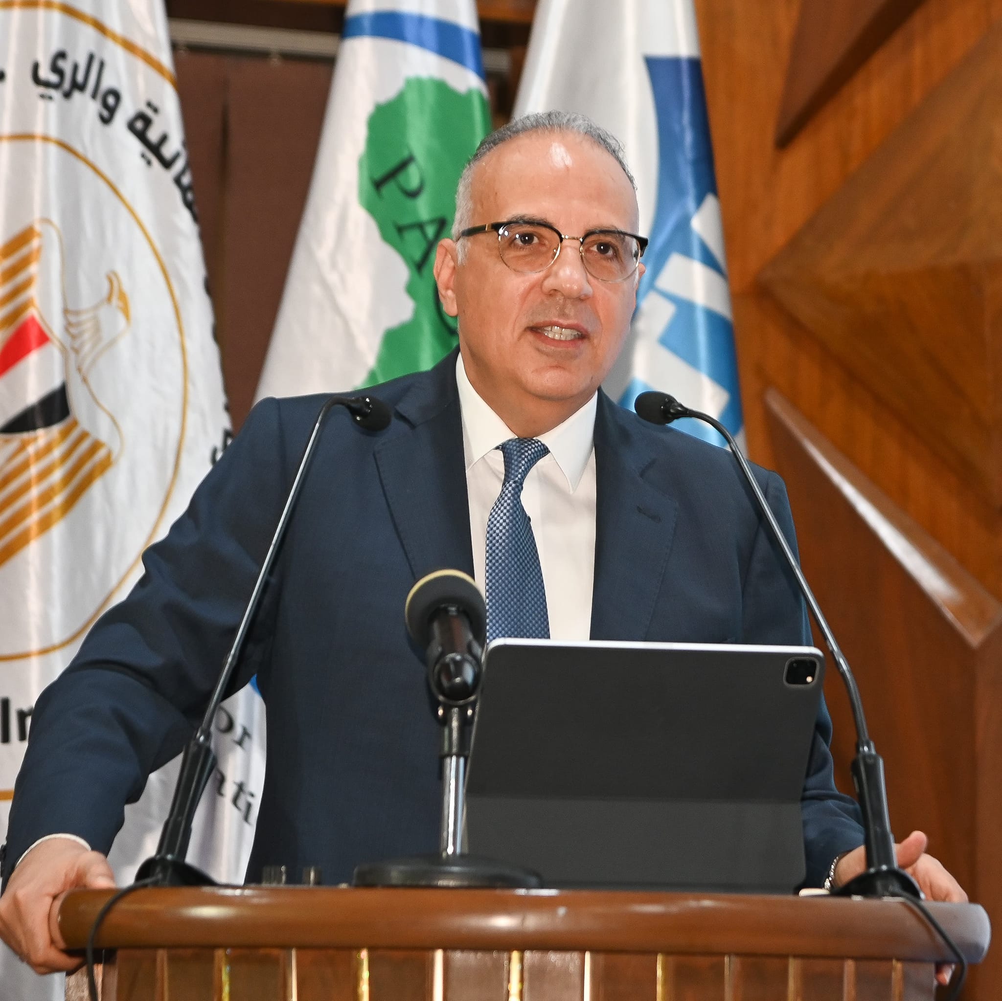 الدكتور هانى سويلم وزير الموارد المائية والري