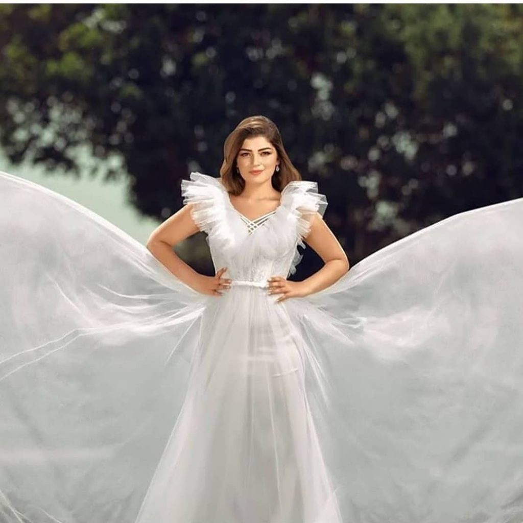 ليلى أحمد زاهر تخطف الأنظار بأحدث جلسة تصوير