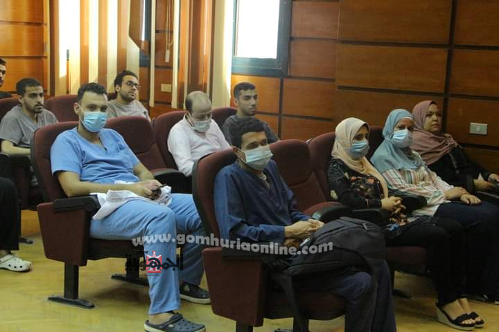 «حبيب» يفتتـح الـدورة التدريبيـة للأطبـاء المقيميـن الجـدد بمستشفيـات جامعـة المنوفيـة