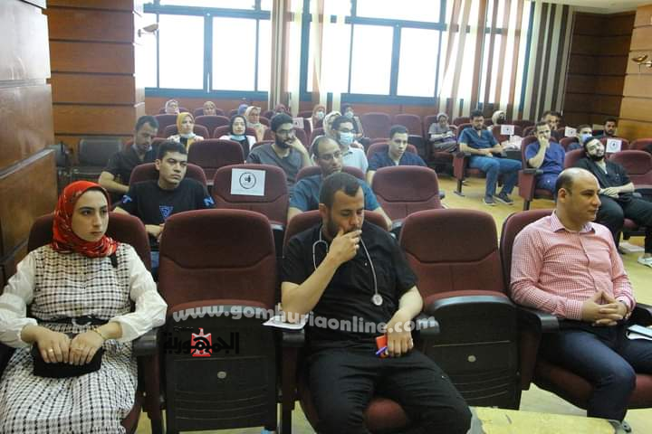 «حبيب» يفتتـح الـدورة التدريبيـة للأطبـاء المقيميـن الجـدد بمستشفيـات جامعـة المنوفيـة