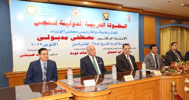 محافظ جنوب سيناء يكشف استعدادات البطولة العربية الدولية للهجن