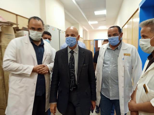 وكيل وزارة الصحة يتفقد الخدمات الطبية وأعمال التطوير بمستشفي الصدر بالزقازيق