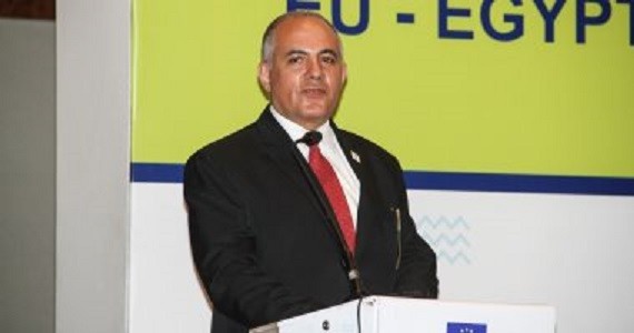 محمد عبد العاطى وزير الرى