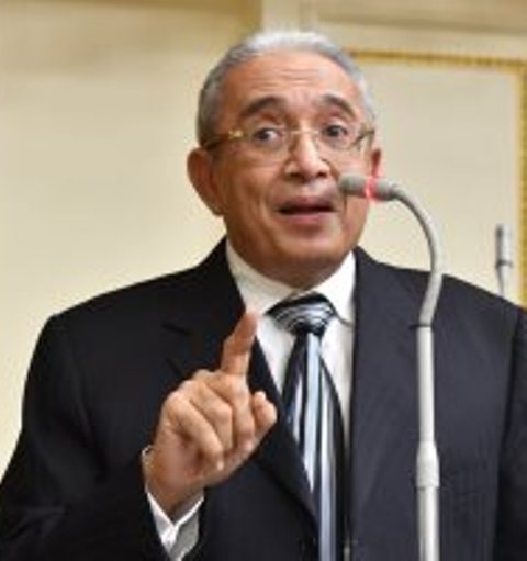 ياسر عمر