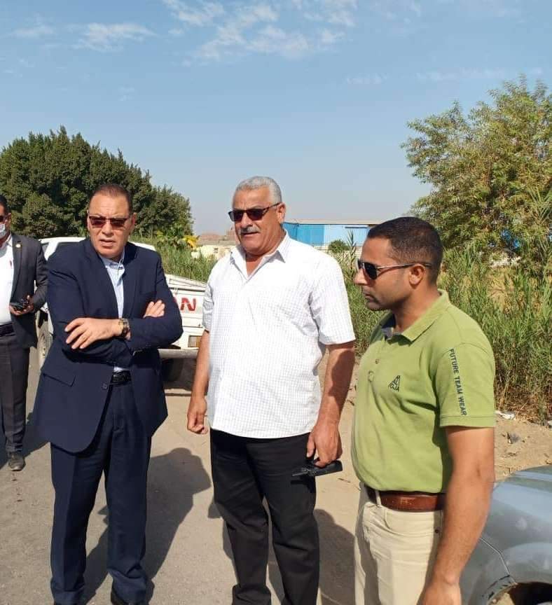 محافظ الشرفية يأمر بغلق الدورانات العشوائية بالحاحز الخرساني بطريق أبو حماد الزقازيق 