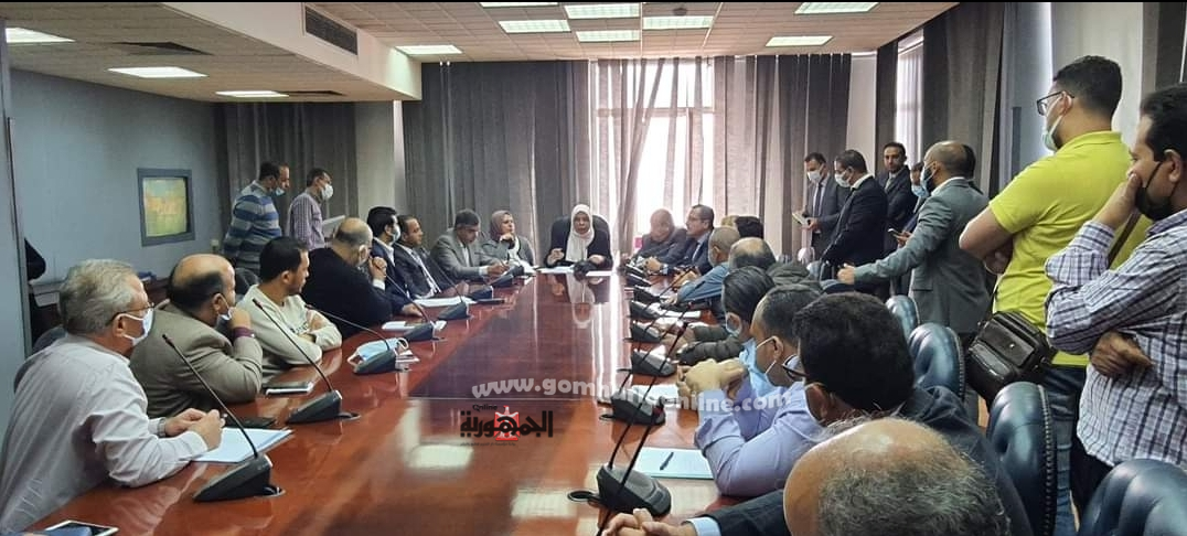 بالصور.. مستثمري العاشر من رمضان تبحث سبل تسهيل إجراءات دعم الصادرات مع الجهاز التنفيذى لصندوق تنمية الصادرات