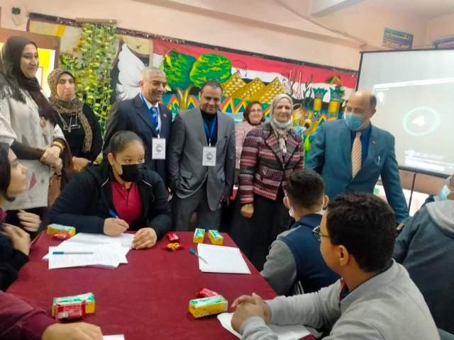 اجراء تصفيات مسابقة اوائل الطلبه بمصر القديمة بحضور أعضاء مستقبل وطن بالصور