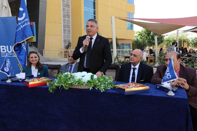 كلية الإدارة جامعة بدر تعلن عن الطالب المثالى والفريق الذهبى.. صور