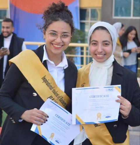 كلية الإدارة جامعة بدر تعلن عن الطالب المثالى والفريق الذهبى.. صور
