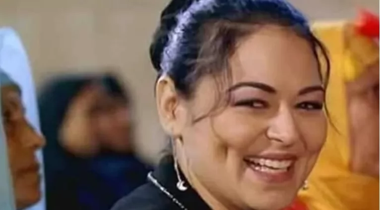 نهال عنبر تنعى الفنانة نيفين مندور 