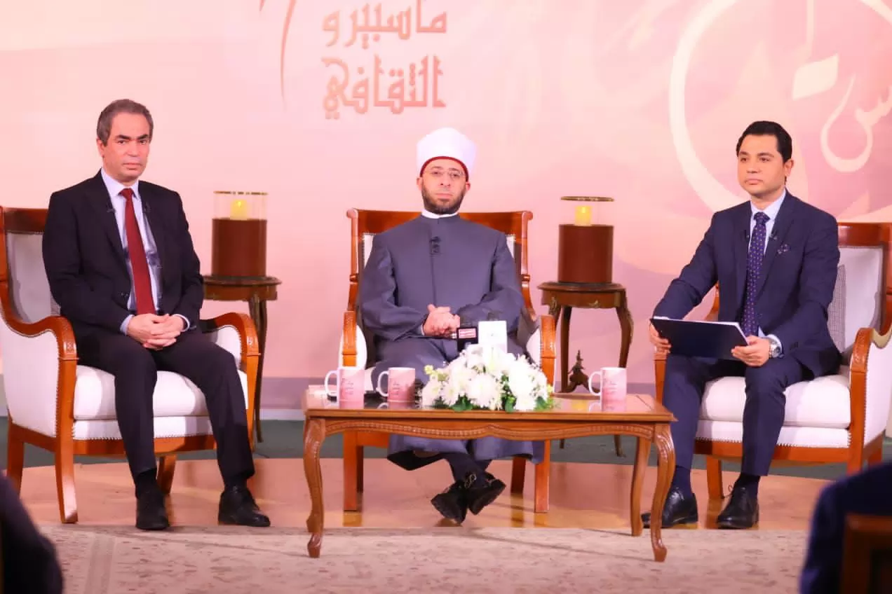 بعد إعلان المسلماني إطلاقه في إذاعة القرآن الكريم .. مسند الإمام الليث يتصدر تويتر 