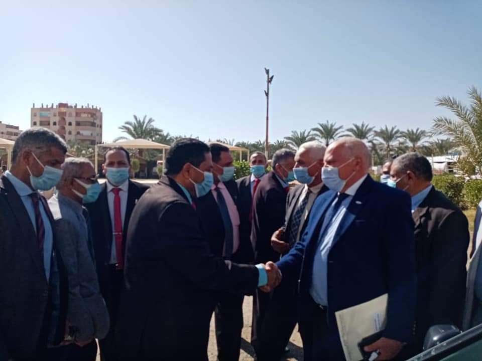 الزناتي: تسعير أرض المعلمين بالوادى الجديد خلال أيام .. والجدية شرط التمليك