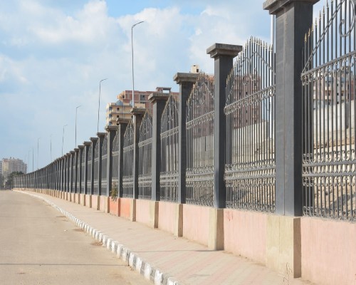 محافظ القليوبية يتفقد المشروعات الجاري تنفيذها بمدينة بنها 
