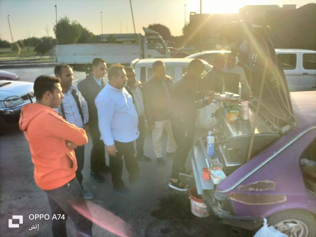 جهاز العبور يشن حملة اشغالات ليلية بمعاونة شرطة المرافق