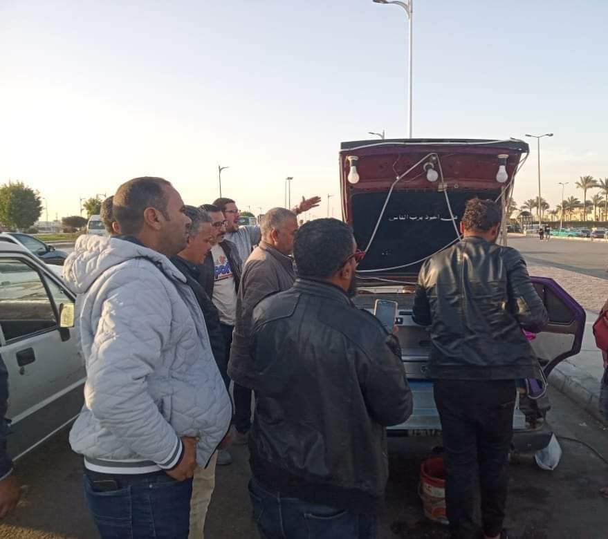 جهاز العبور يشن حملة اشغالات ليلية بمعاونة شرطة المرافق