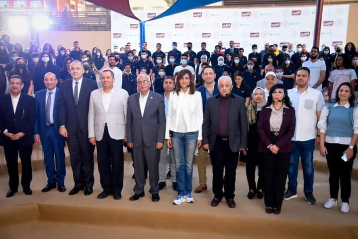 وزيرا الهجرة والتعليم يشهدان أحتفالية المبادرة الرئاسية 