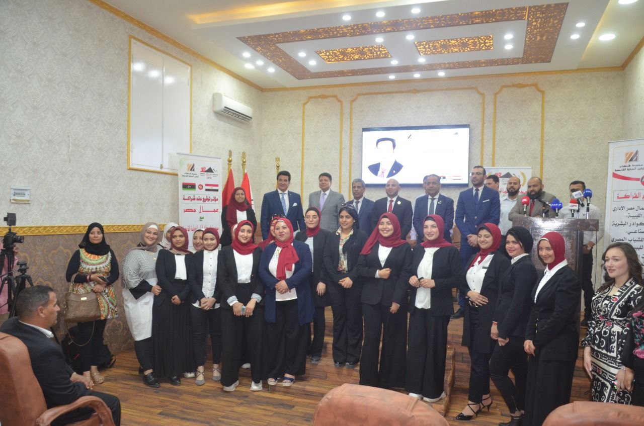 عمال مصر يوقع بروتوكول تعاون مع اليقين الدولية الليبية بحضور هيئة التنمية الصناعية