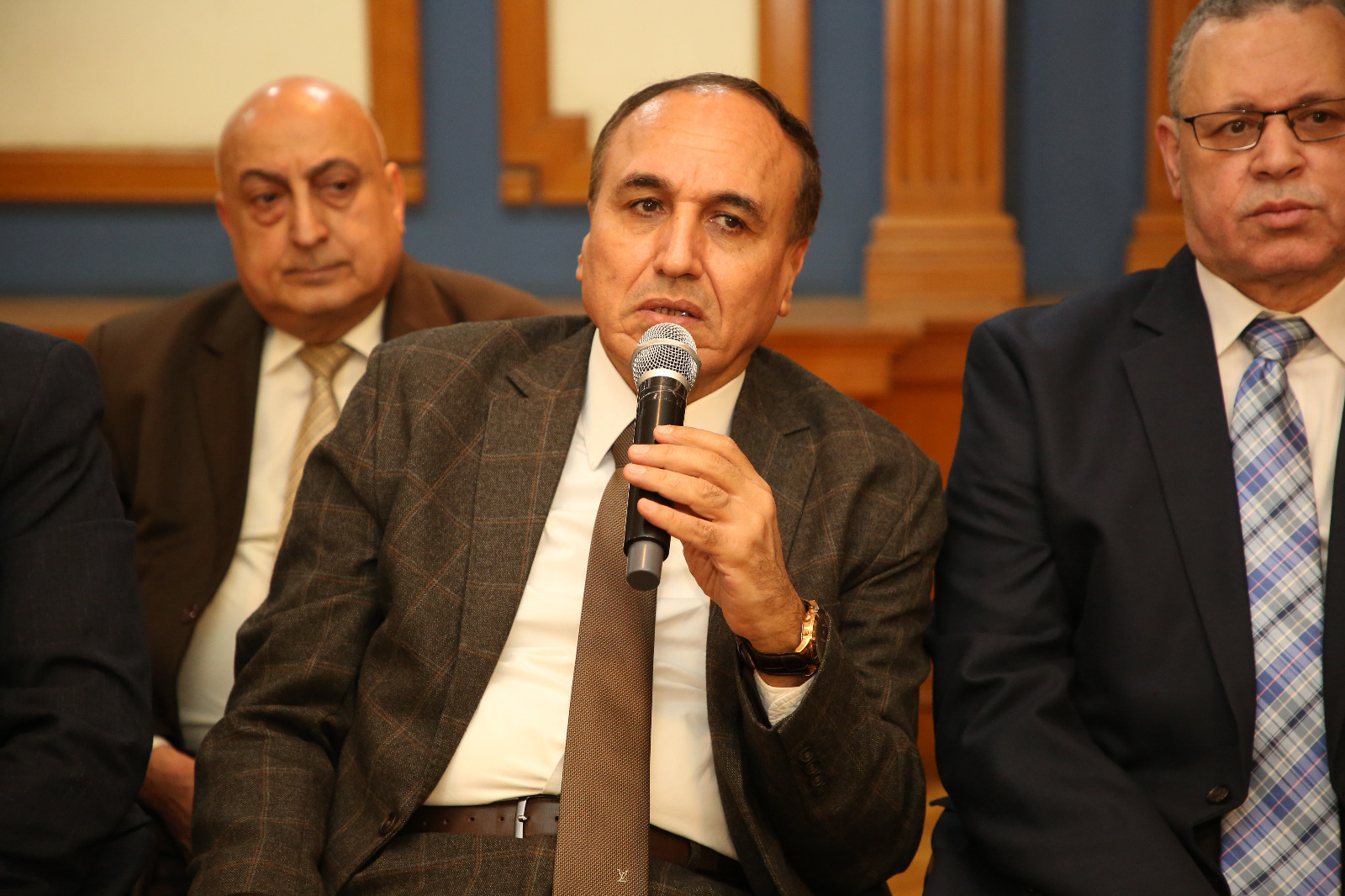الكاتب الصحفى عبد المحسن سلامة