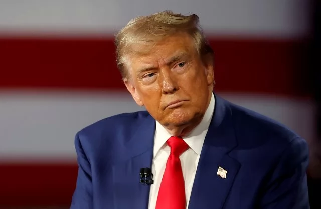 عاجل .. بعد إعلان طهران إعادة فتح مضيق هرمز.. ترامب: شكرا 
