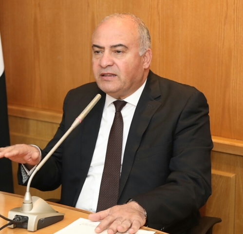 اللواء أشرف الداودى محافظ قنا