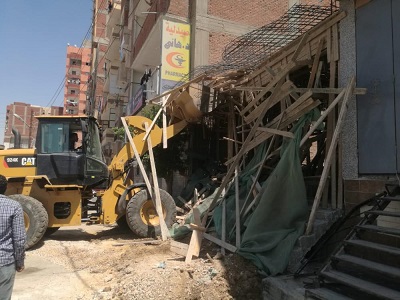 بشارة يترأس حملة مكبرة لإزالة ثلاث حالات صبة خرسانية بدون ترخيص  