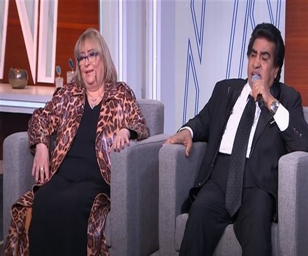 أحمد عدوية وزوجته الراحلة 