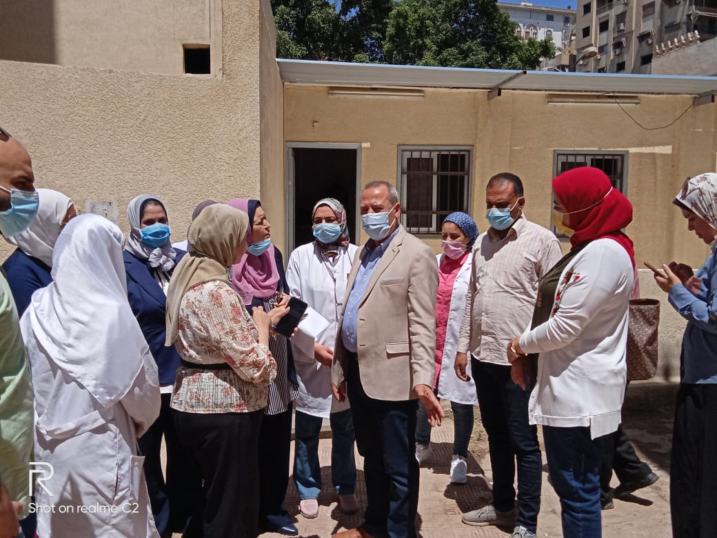 وكيل وزارة الصحة بالدقهلية يتابع مستجدات تفعيل برنامج الزمالة المصرية بمستشفى الصدر والرمد بالمنصورة