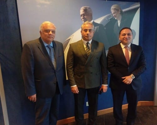 مندوب مصر لدى الأمم المتحدة يودّع وزير العمل بمطار جنيف الدولي